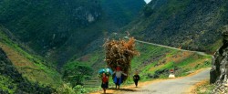 ha-giang-locals-road